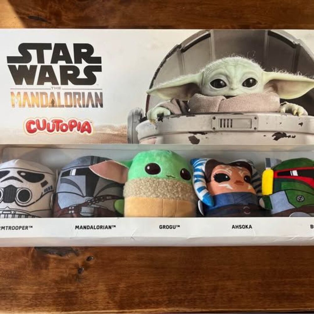 Star Wars: The Mandalorian Cuutopia 5-Piece Plush Gift Set – Mattel/Disney